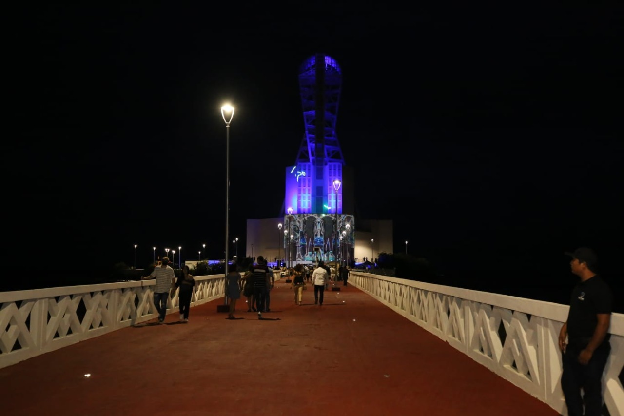 Megaescultura de Chetumal, 4 sexenios de corrupción