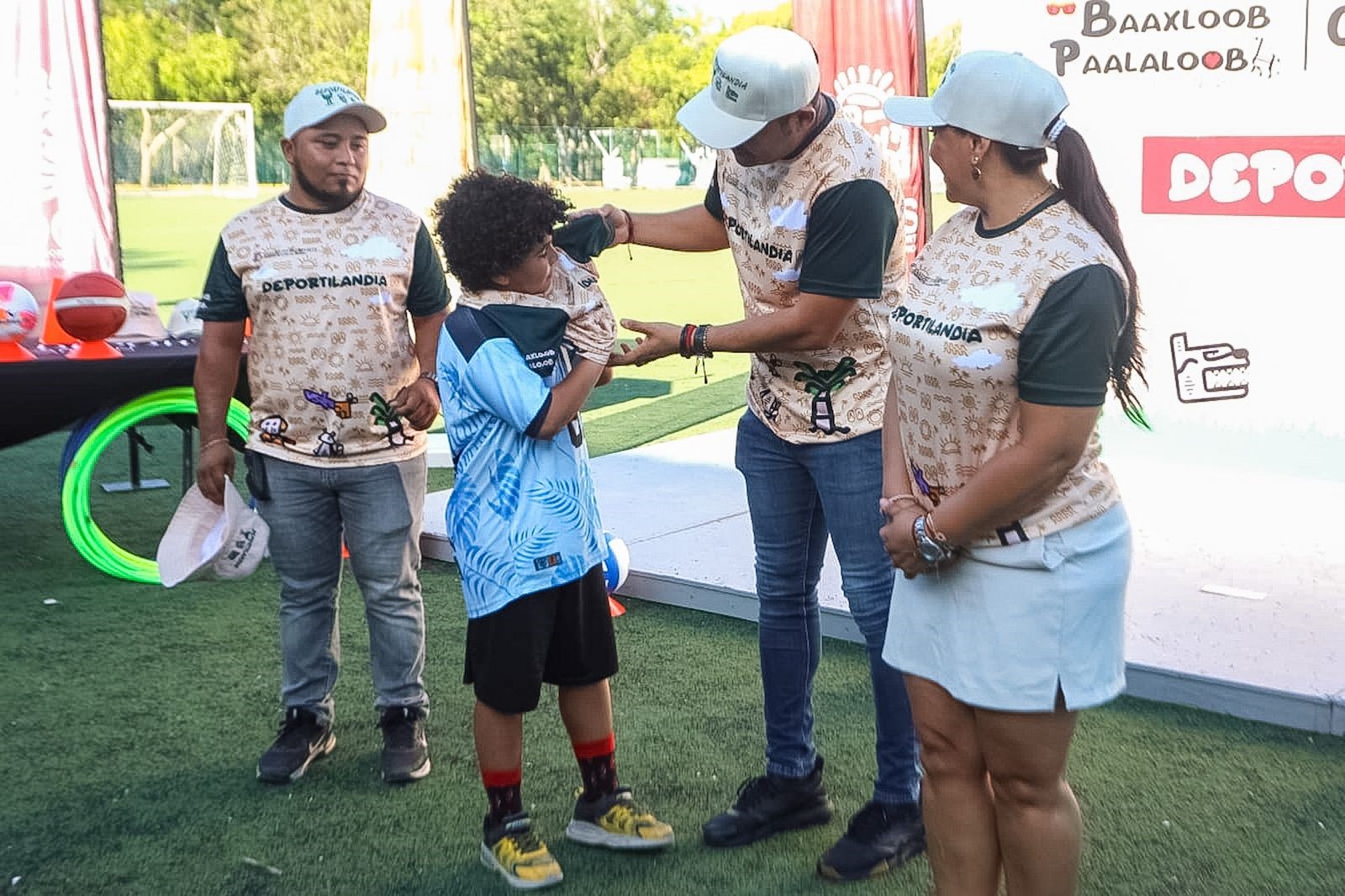 Inicio del Curso de Verano “Baaxloob Paalaloob” en la Unidad Deportiva Riviera Maya.