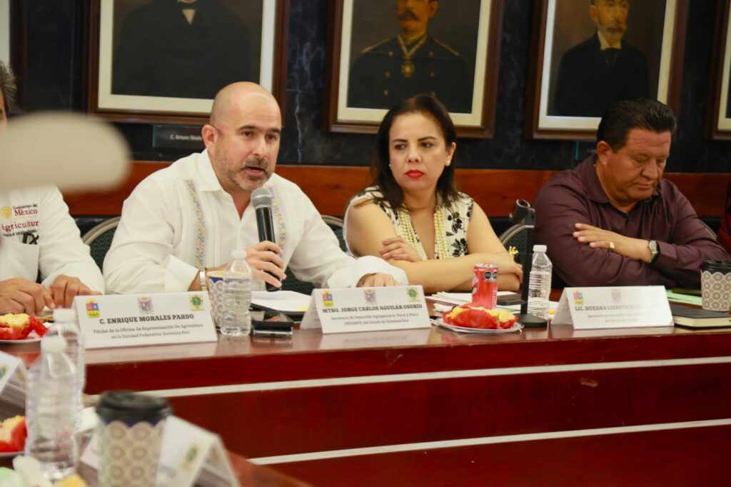 Autoridades analizan estrategias para fortalecer la sanidad del sector ganadero en la Península de Yucatán