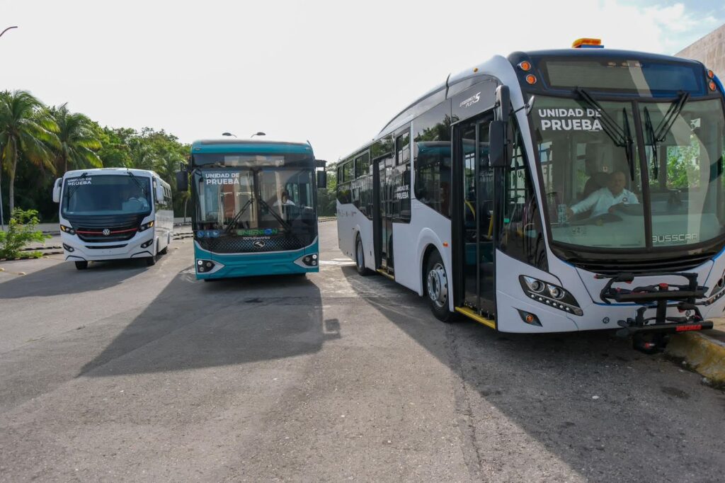 Incentivos impulsan a concesionarios del transporte público para modernizar unidades en Cancún