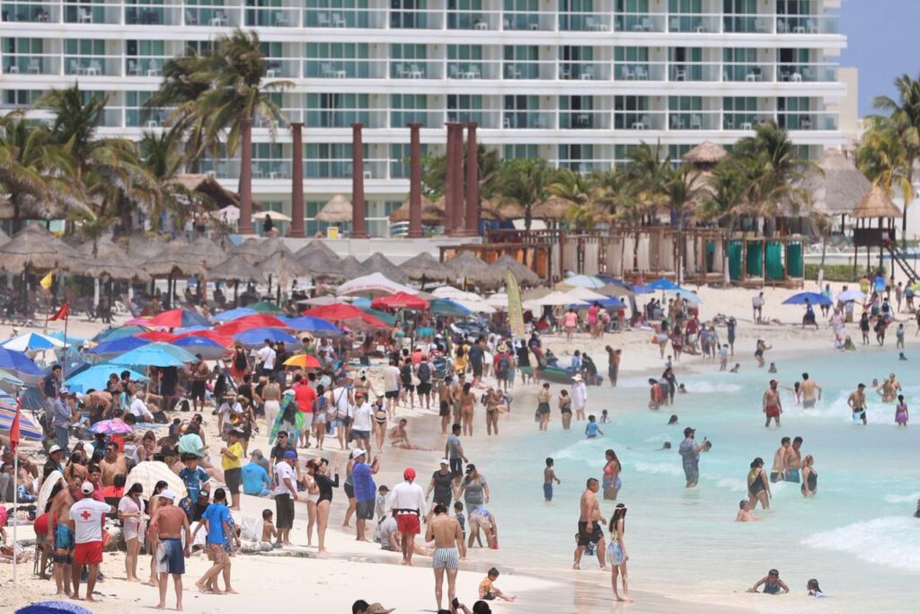 Quintana Roo registra crecimiento turístico en Semana Santa 2026 con alta ocupación y llegada masiva de visitantes