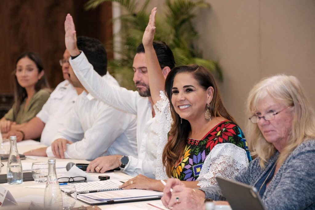 Obras y acciones aprobadas fortalecen proyectos turismo crucerista en Cozumel y Mahahual.