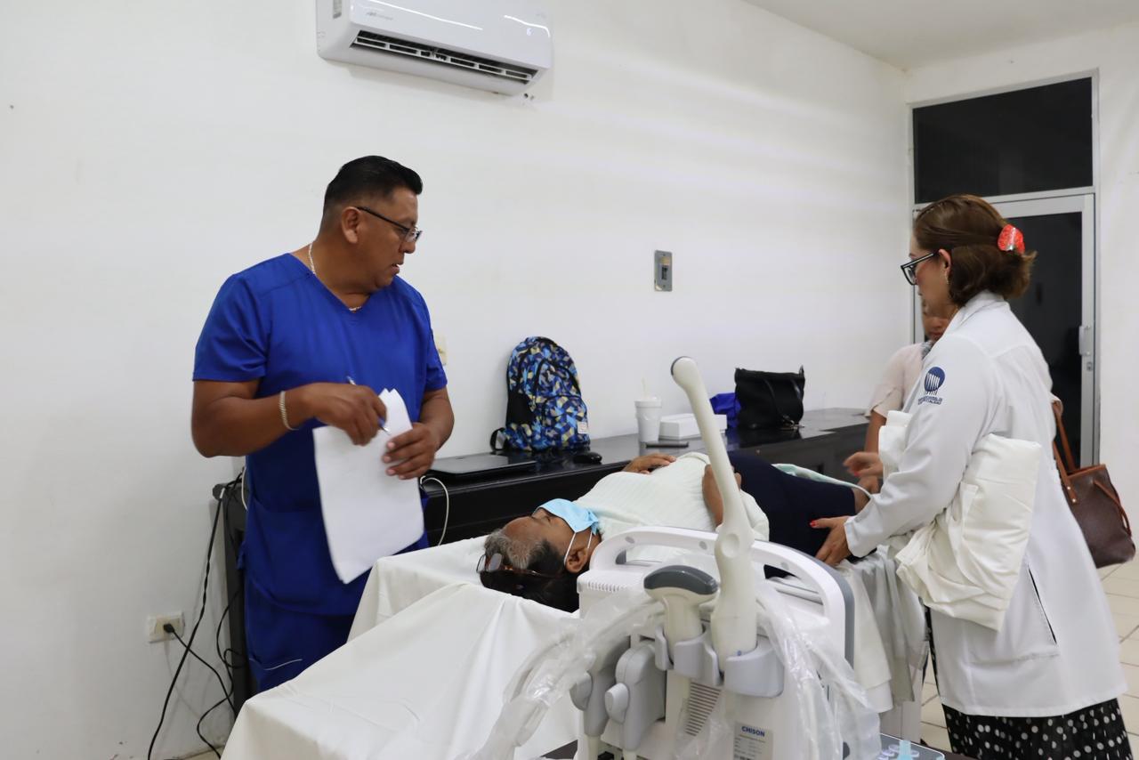 Mujeres participan en jornada de estudios preventivos impulsada por el programa Salud de la mujer del CIAM.