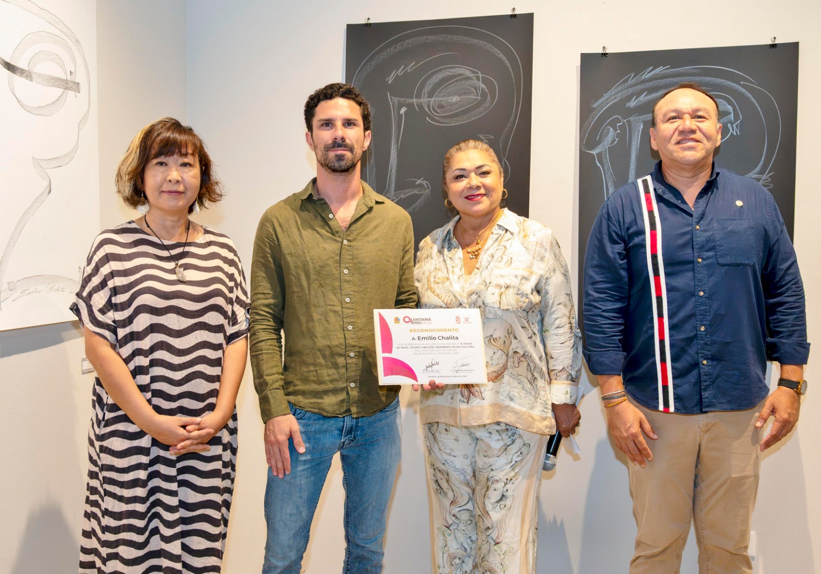 La exposición El Origen del Trazo presenta en el Museo de la Isla una colección de obras que exploran el rostro humano mediante una sola línea continua.