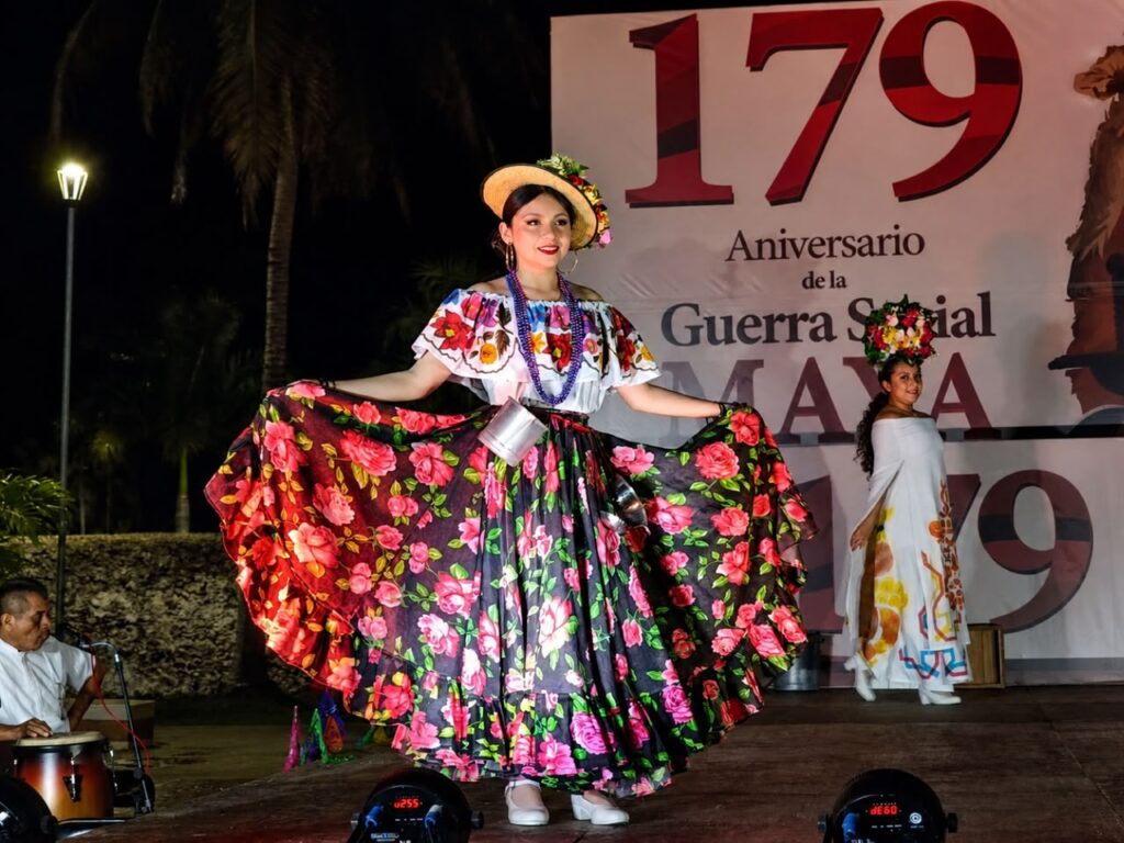 Presentaciones culturales y artísticas en Tihosuco durante la conmemoración del 179 aniversario de la Lucha Social Maya.