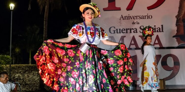 Presentaciones culturales y artísticas en Tihosuco durante la conmemoración del 179 aniversario de la Lucha Social Maya.