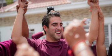 Gino Segura durante la asamblea informativa celebrada en Felipe Carrillo Puerto para dar inicio a sus nuevas tareas territoriales.